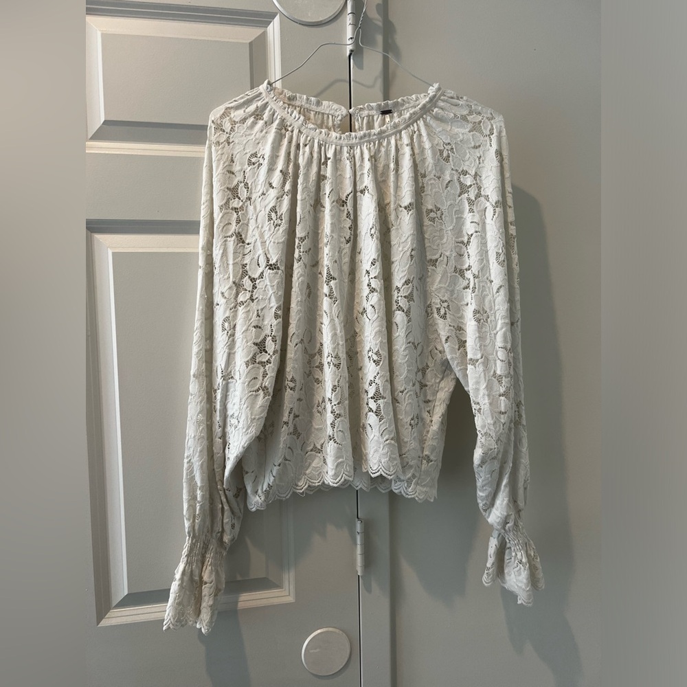 Anthropologie lace top. Size M